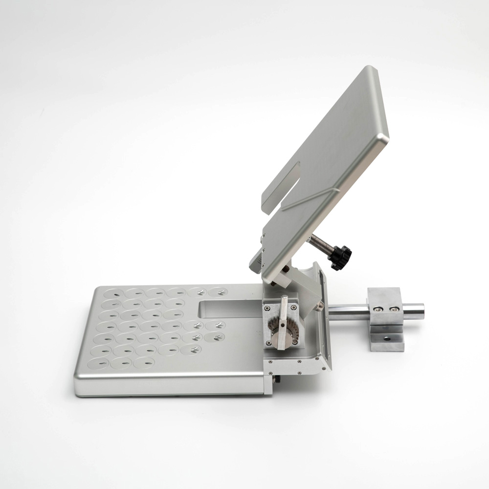Unilateral blowing edge peeler